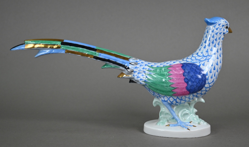 A Herend (Hungary) porcelain pheasant, painted with blue scale, 17 x 32 cm - Image 4 of 6