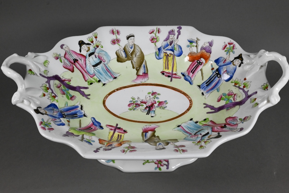 A Spode 7-piece porcelain desert service, enamelled with chinoiserie immortal figures - Image 9 of 12