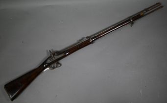 A Victorian 1856 pattern percussion musket with 84 cm barrel, three-quarter walnut stock with two