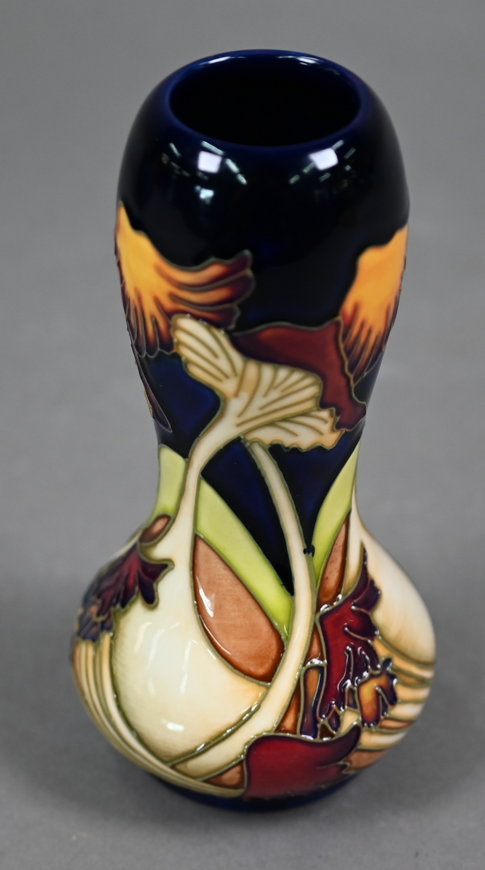 A boxed Moorcroft 'Parasol Dance' waisted vase by Kerry Goodwin, 15.5 cm - Image 5 of 5