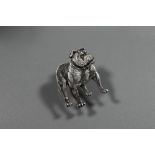 A Sterling silver brooch cast in relief as a standing bulldog, 2.7 x 2.5 cm