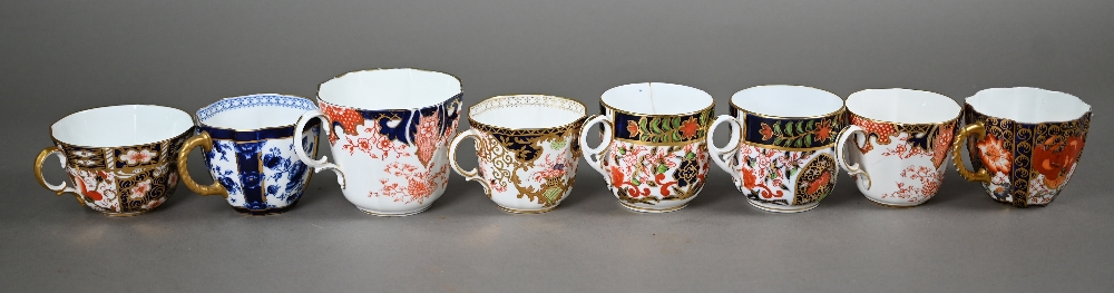 A box of 19th century and later Derby Royal Crown Derby wares, including Imari wares (box) - Image 8 of 8