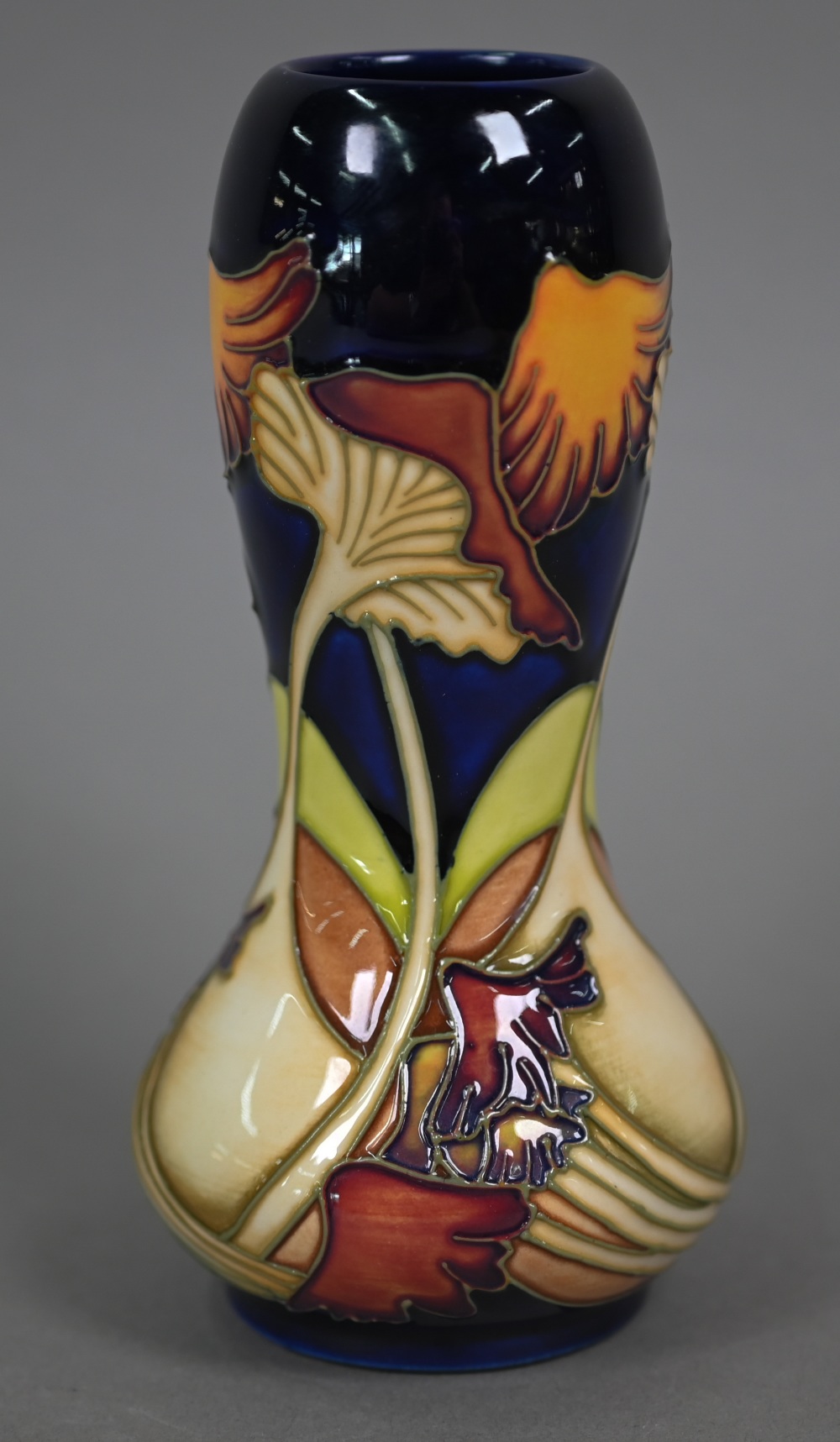 A boxed Moorcroft 'Parasol Dance' waisted vase by Kerry Goodwin, 15.5 cm - Image 2 of 5