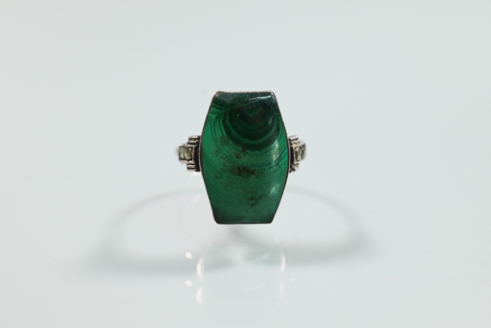 An Art Deco style silver, malachite and cubic zirconia set cocktail ring, size P - Image 2 of 6