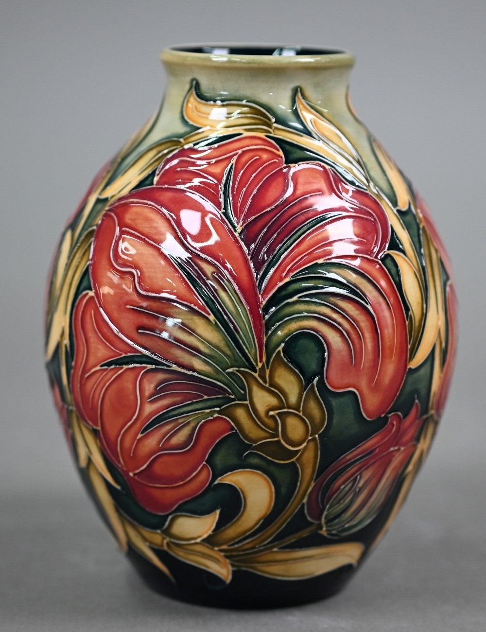 A boxed Moorcroft 'Spanish Pattern' vase 2013, 13.5 cm high - Image 3 of 4