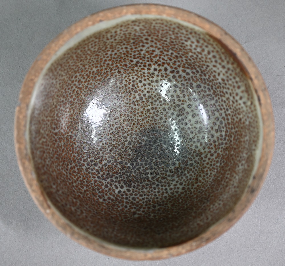 Two Leach pottery, St Ives stoneware bowls with glazed interiors, impressed with studio mark and ' - Image 5 of 6