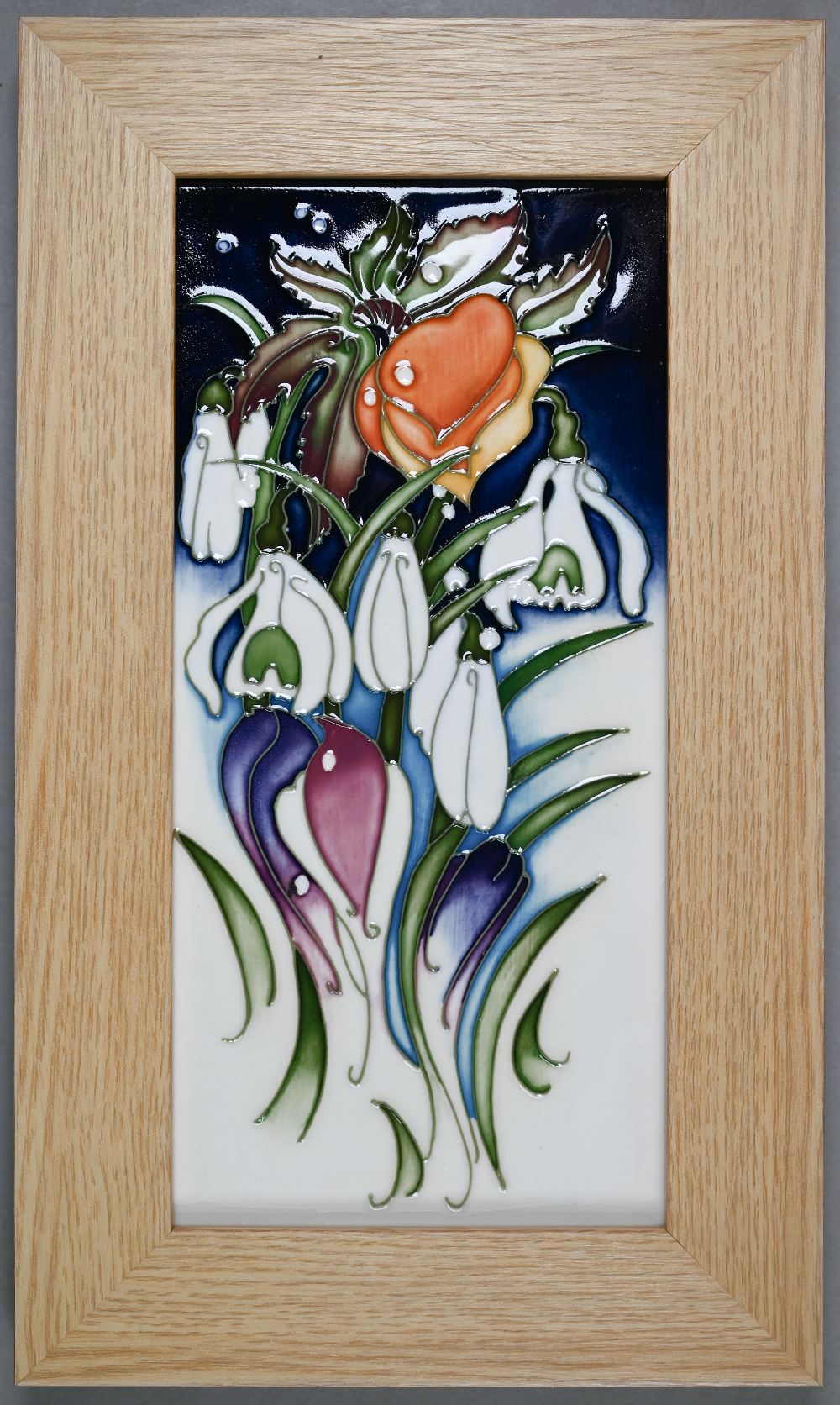 A boxed Moorcroft 'Snowtime' plaque by Emma Bossons, 2010, 20 x 10 cm, in oak frame - Image 3 of 5