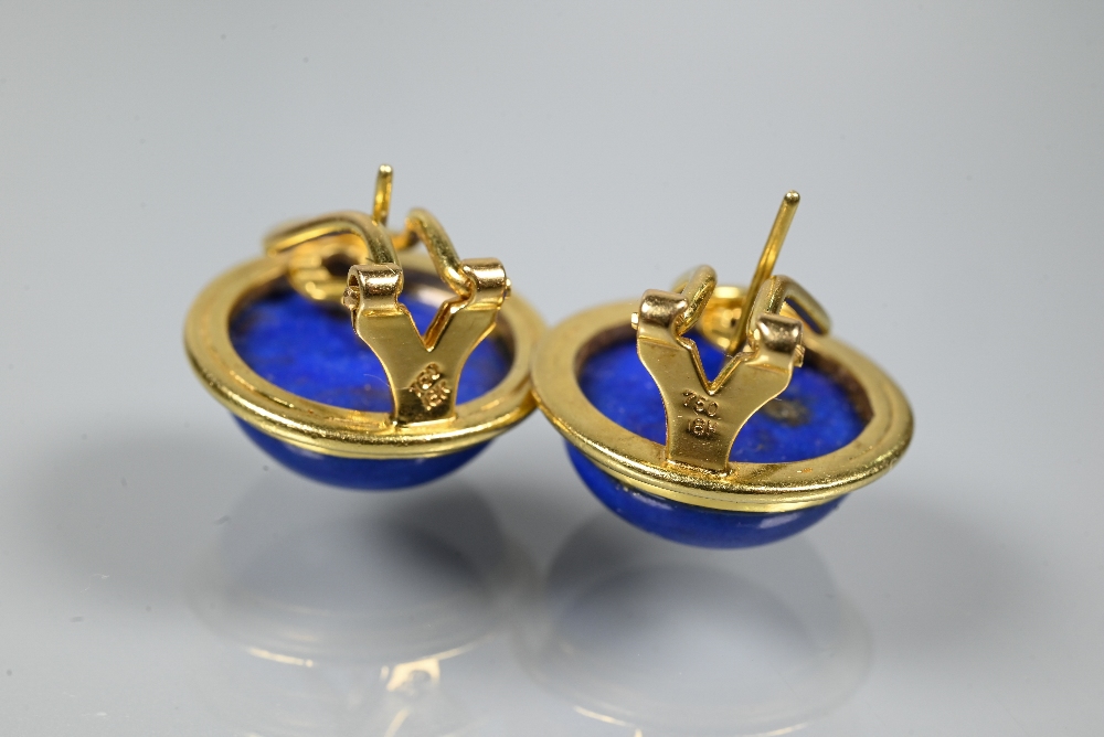 Pair of ear-clips set round half-domed lapis lazuli approx 1.5 cm diam, set yellow metal stamped - Image 3 of 4