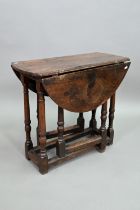 A small 17th/18th century joint oak gateleg table, 69 x 33 x 61.5 cm high