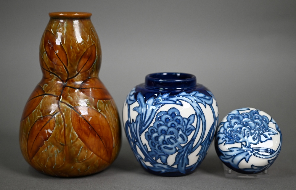 A Moorcroft Kelmscott Artichoke ginger jar and cover, 11 cm, to/w a Royal Doulton stoneware Autumn - Image 2 of 5