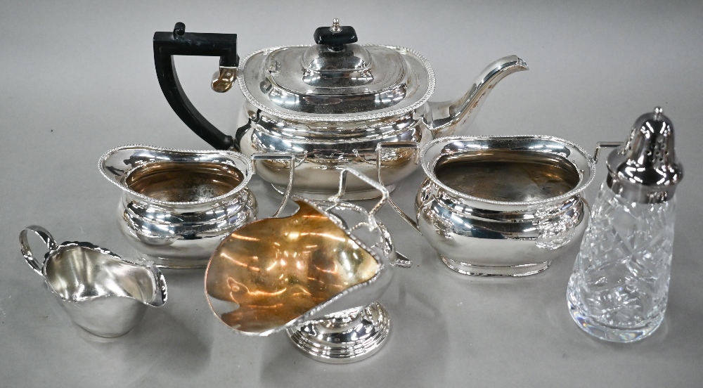 An epns three-piece tea service, a comport, oval tray, sugar scuttle, souvenir spoons, etc. (box) - Image 2 of 5