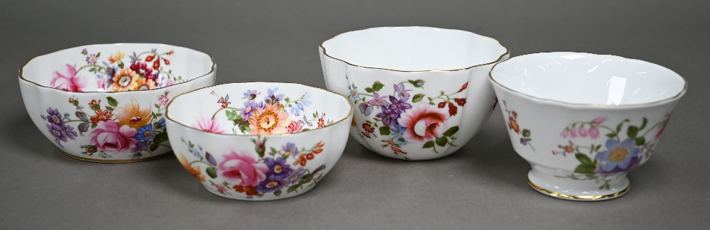 A quantity of Royal Crown Derby 'Derby Posies' tea ware etc (box) - Image 6 of 9