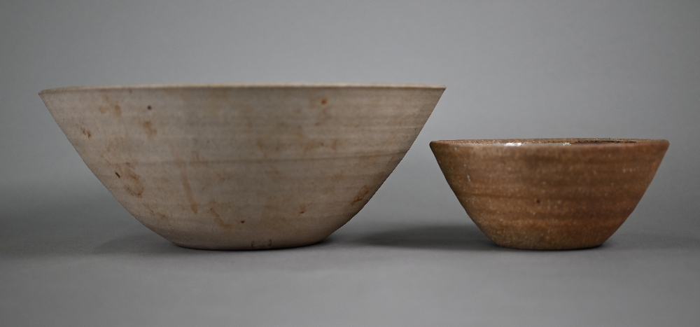 Two Leach pottery, St Ives stoneware bowls with glazed interiors, impressed with studio mark and ' - Image 2 of 6