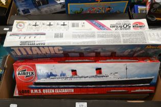 Eight boxed Airfix & Revell model kits of ships and four of aircraft (12 - in 2 boxes)