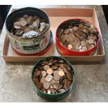 A large collection of copper half pennies, Edward VII-Elizabeth II, in three tins, in excess of 2,