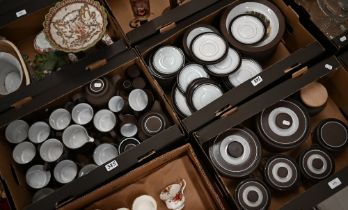 An extensive Hornsea Lancaster Vitranic 'Contrast' dinner/tea service and similar wares (3 boxes)