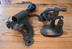 A vintage two-piece set of shotgun maker's implements