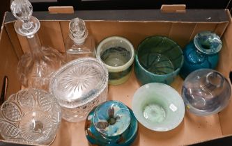 Three pieces of M'dina studio glass and three similar unmarked items, to/w other glassware (box)