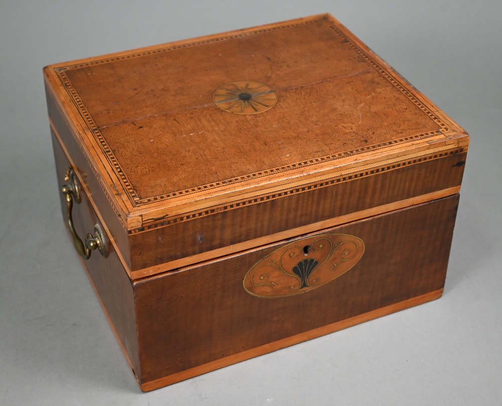 A 19th century boxwood and walnut liqueur bottle case (made up), the interior containing ten near- - Bild 3 aus 12