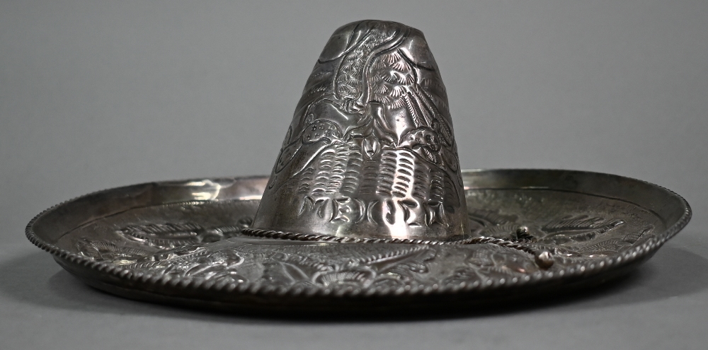 A Mexican novelty sombrero-shaped dish, stamped 925, 8.3oz - Image 4 of 6