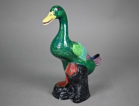 An Edwardian Crown Staffordshire porcelain green-glazed duck, in the Chinese manner, 24 cm high