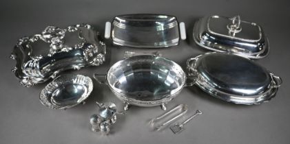 A pierced silver bonbon bowl Sheffield 1923, a silver pepper pot, a Port Sunlight 1938 Golden