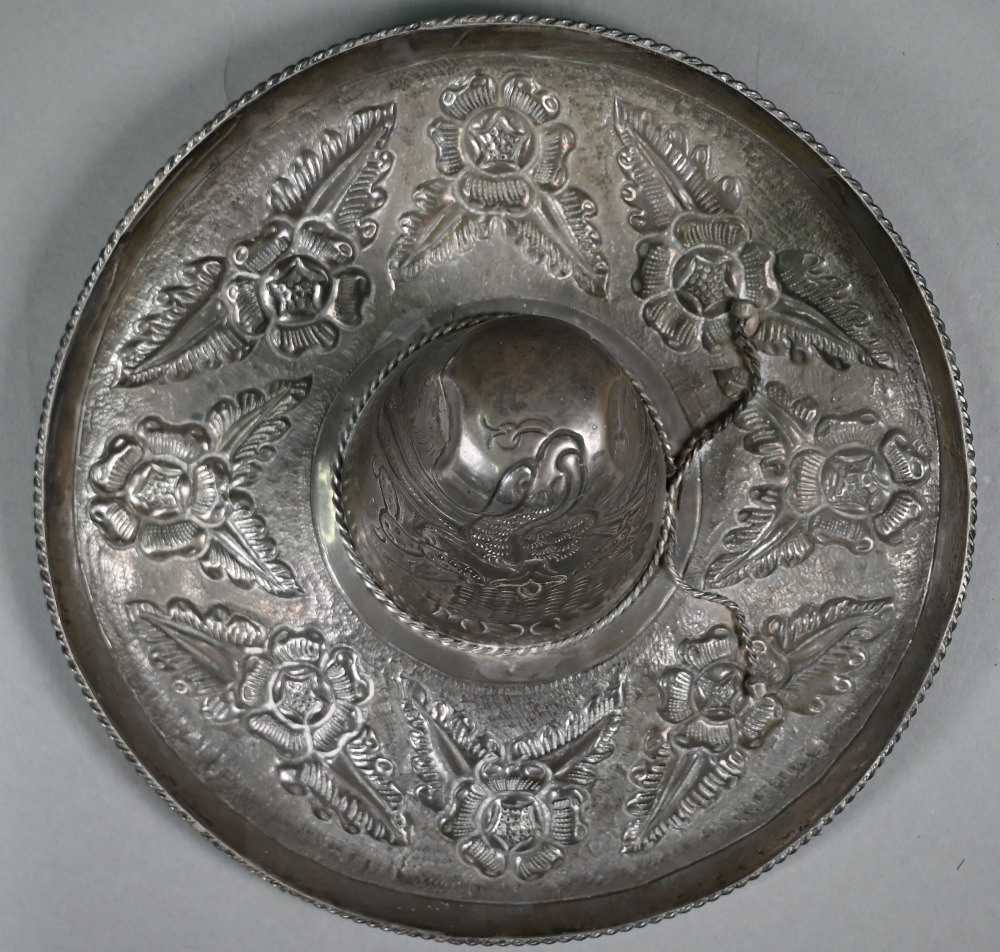 A Mexican novelty sombrero-shaped dish, stamped 925, 8.3oz - Image 3 of 6