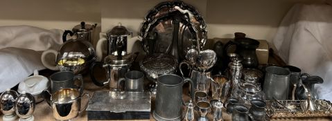 Pewter tankards together with assorted electroplated ware including a cigarette box, salvers,