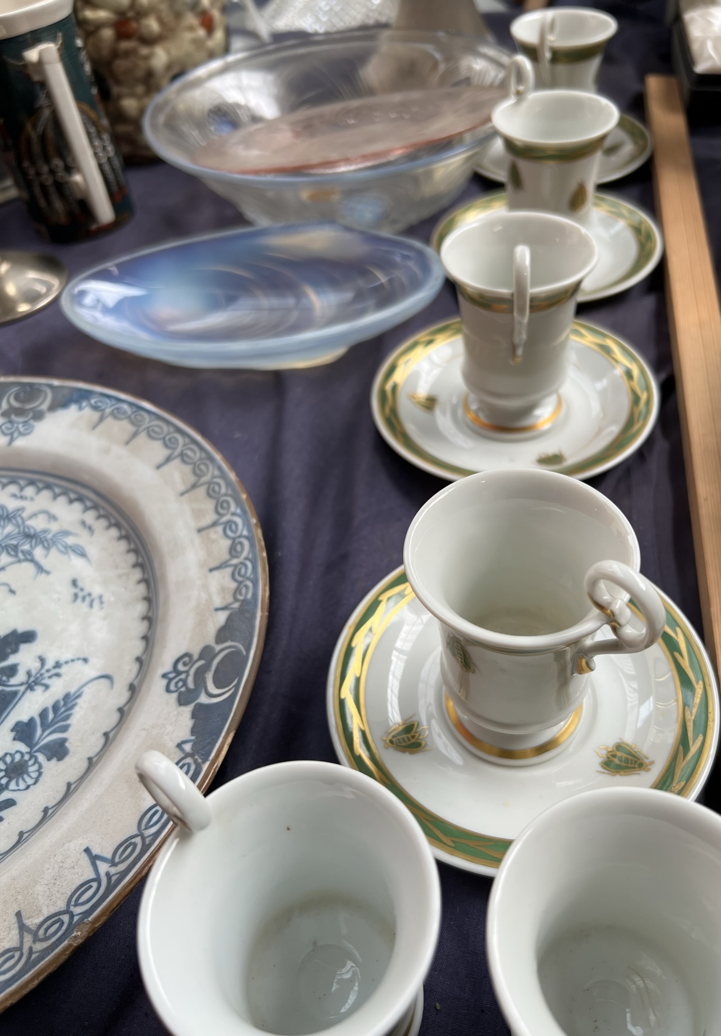 A blue and white delft plate together with Sabino glass, electroplated goblets, - Image 2 of 3