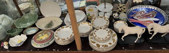 An Excalibur leaf decorated part dinner set together with assorted pottery bowls, storage jars,