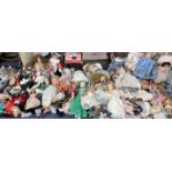 A large collection of modern and other collectors dolls