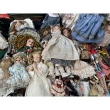 A large collection of modern and other collectors dolls