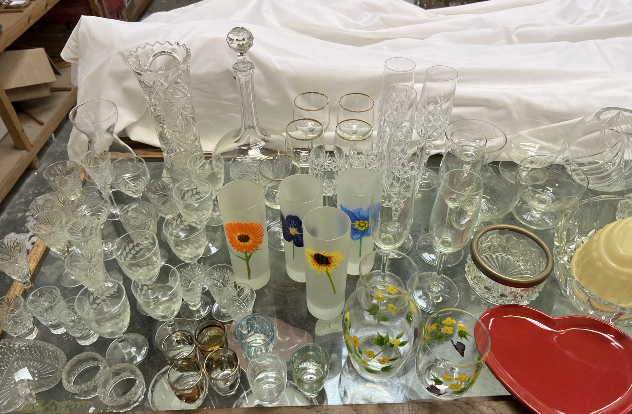 A large lot comprising a twin handled punch bowl, other glass bowls, drinking glasses, pottery mugs, - Image 5 of 5