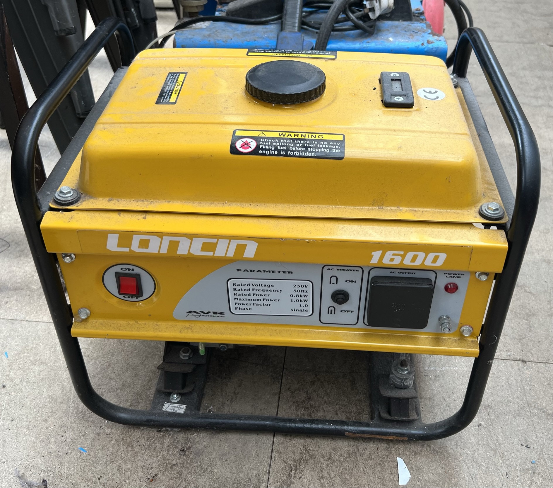 A Loncin 1600 portable petrol generator (Sold as seen,