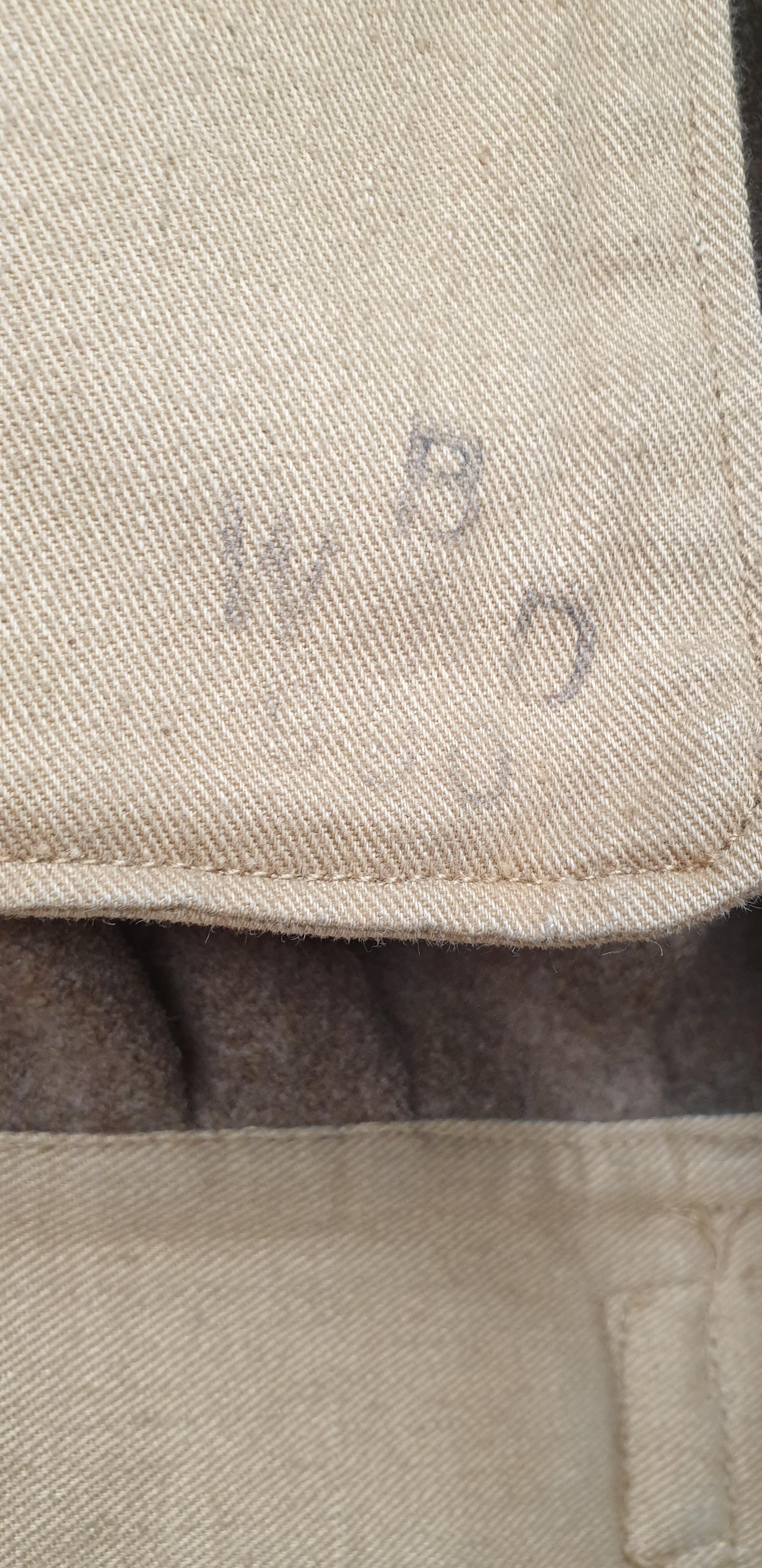 An Army uniform with Essex regiment shoulder patches - Image 4 of 4