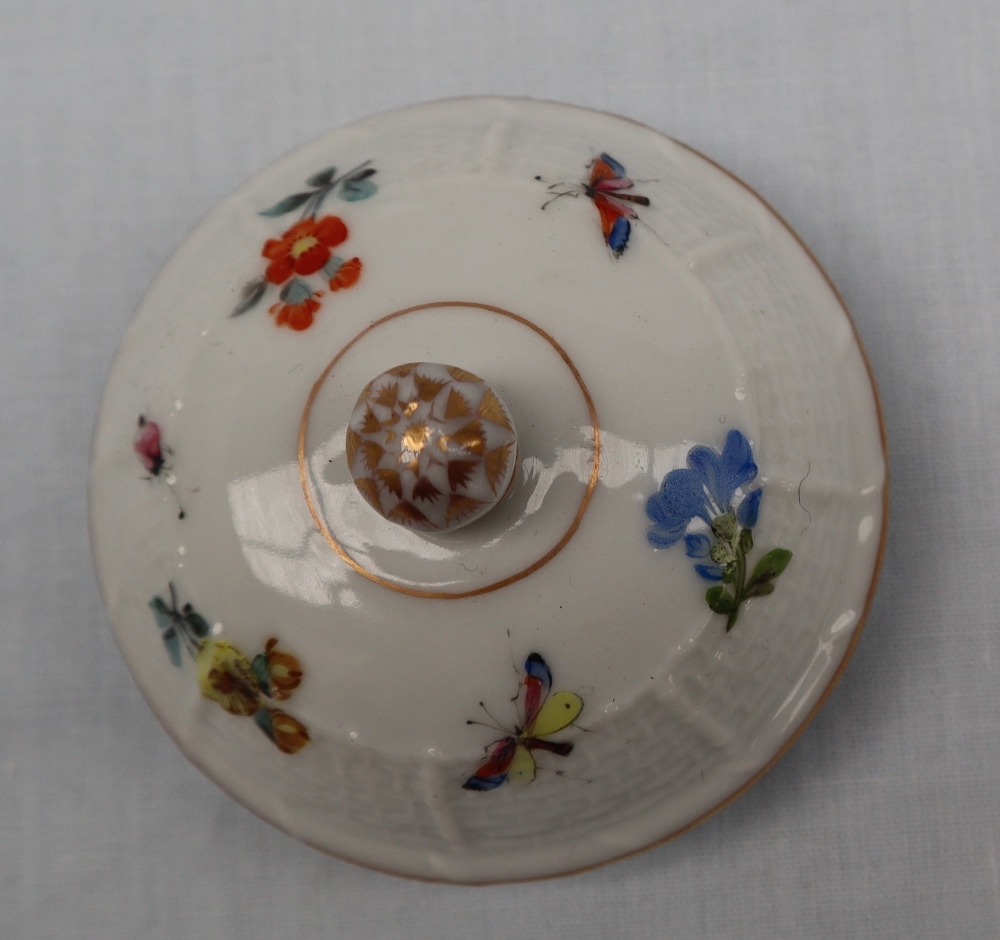 An Herend porcelain part tea service comprising a hot water pot, five tea cups, - Image 10 of 19