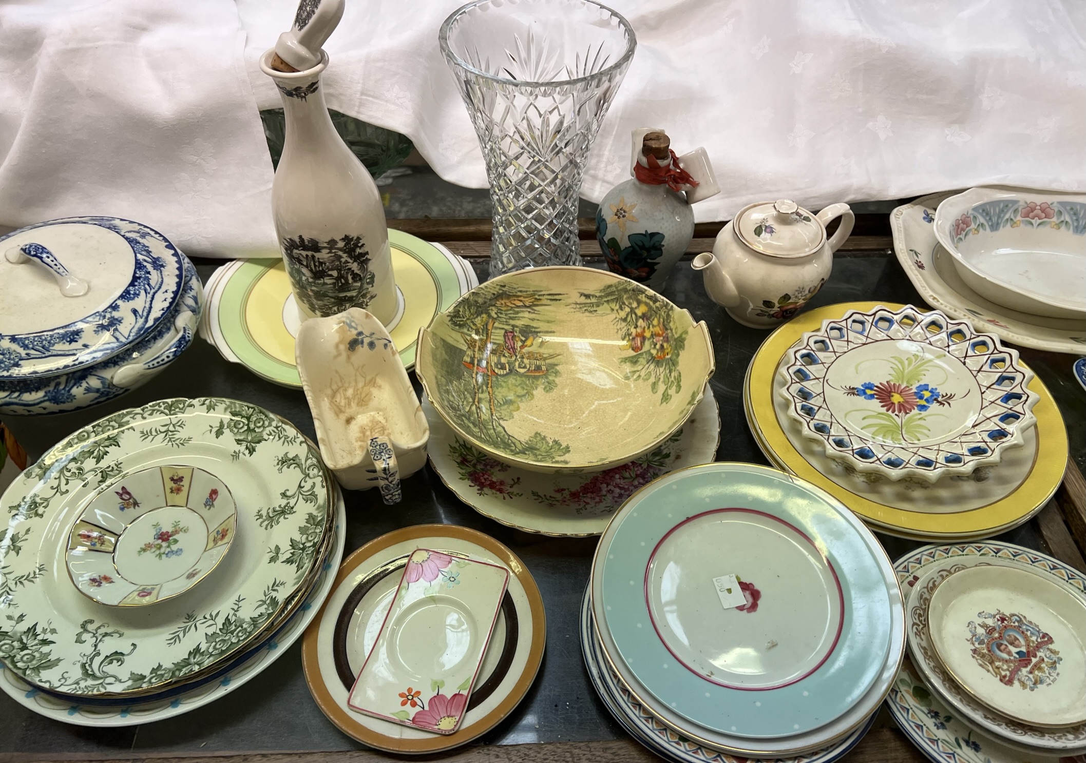 A large lot including various plates, tea pots, toby jugs, glass vase, - Image 3 of 5