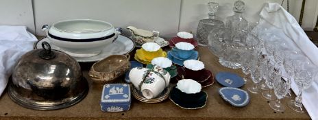 A Royal Stuart part tea set with various coloured cups and saucers together with Wedgwood jasper