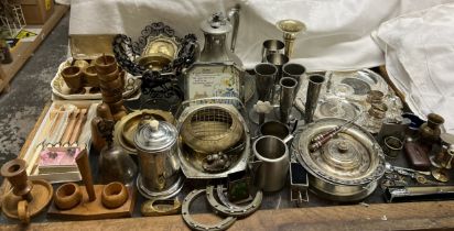 Silver napkin rings together with assorted electroplated wares,