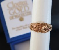 A 9ct gold Clogau ring decorated with a hare, size O 1/2,