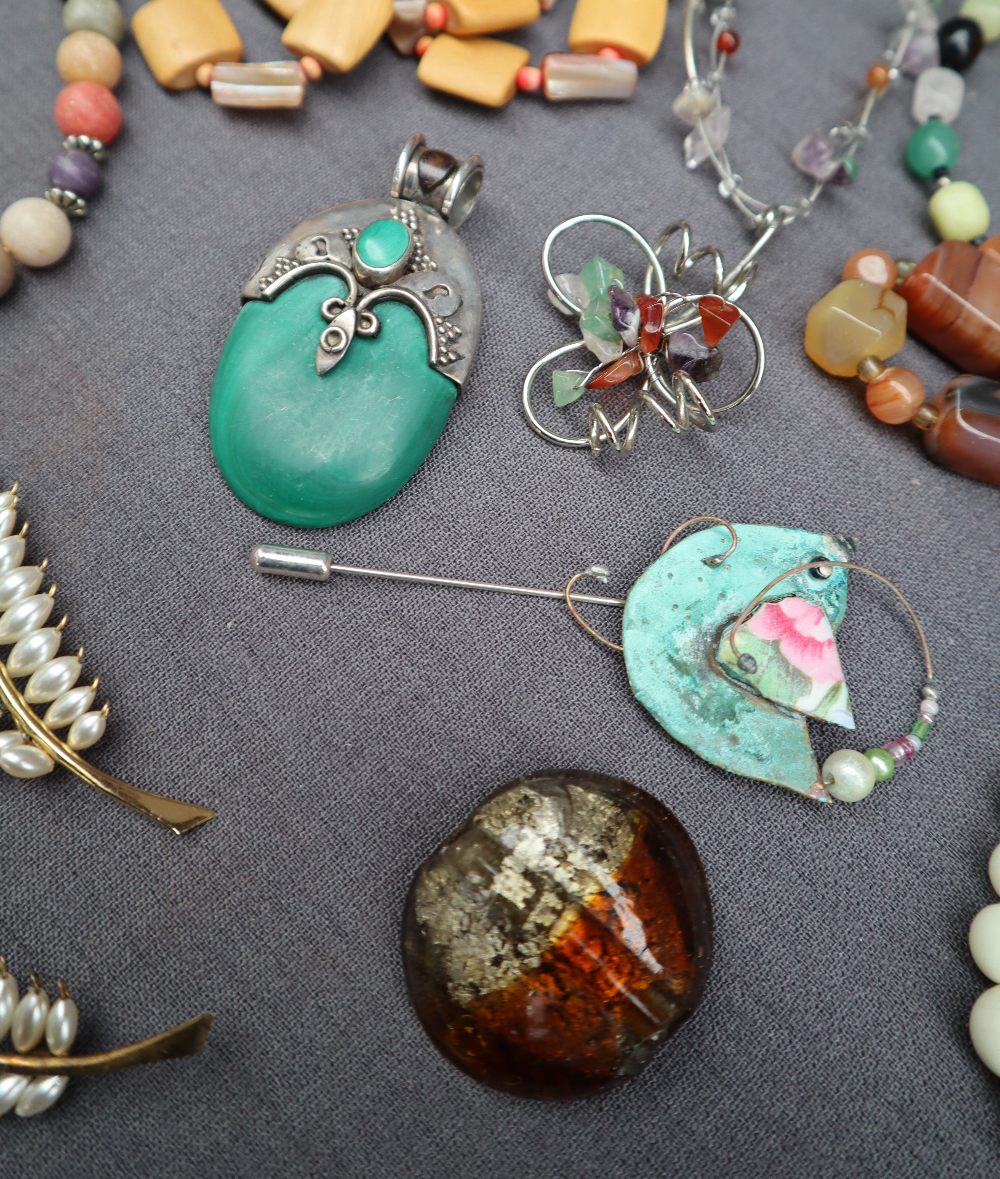 Assorted costume jewellery including brooches, pendants, necklaces, - Image 3 of 5