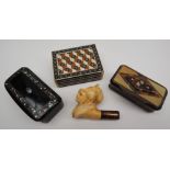 A 19th century horn snuff box of rectangular form with an inlaid tortoiseshell panel, 5.