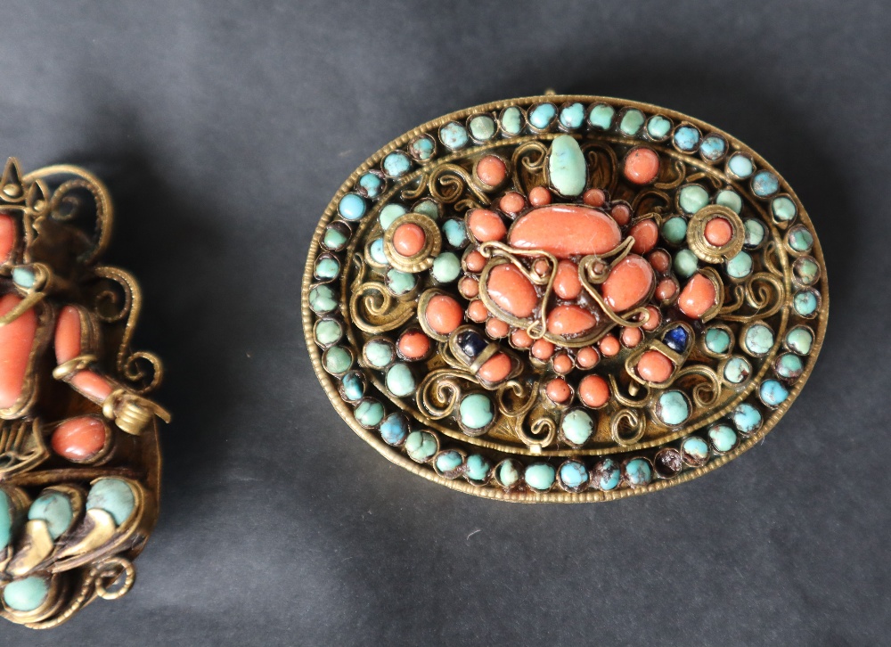A coral and turquoise brooch of oval form to a gilt metal wirework setting, - Image 4 of 6