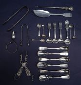 A set of five George IV Scottish silver fiddle pattern egg spoons, Glasgow, 1836,