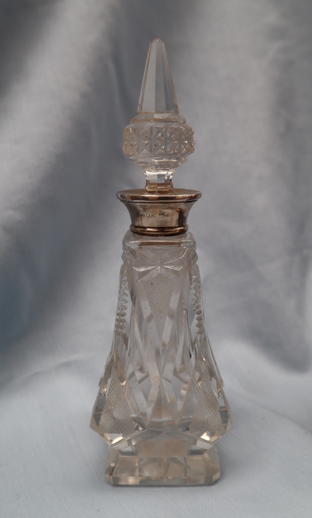 An Edward VII silver and blue glass sugar caster with a flame finial and pierced domed lid, - Image 4 of 4