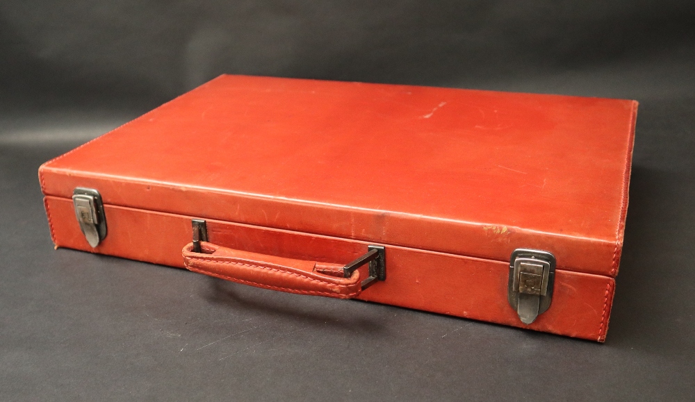 S T Dupont, a red leather travelling case fitted with two brushes, three bottles, easel mirror, - Image 14 of 20