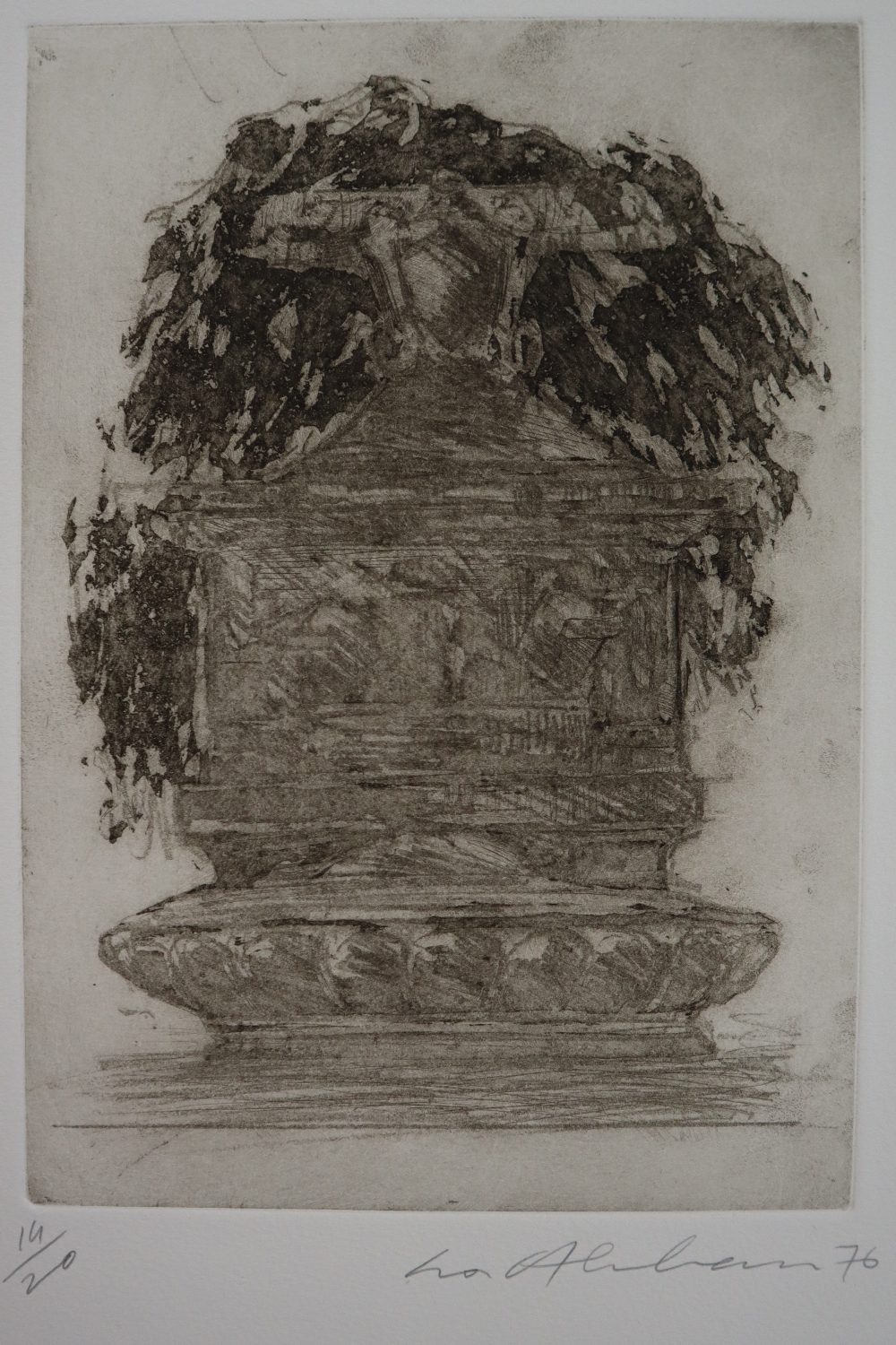 Ivor Abrahams (1935-2015) Pezenas Fountain 1 Etching and Aquatint Signed and dated '76 to the - Image 7 of 8