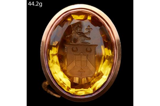 IMPORTANT LARGE VICTORIAN CITRINE INTAGLIO FOB SEAL - Image 1 of 2