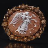 VICTORIAN SHELL CAMEO BROOCH,