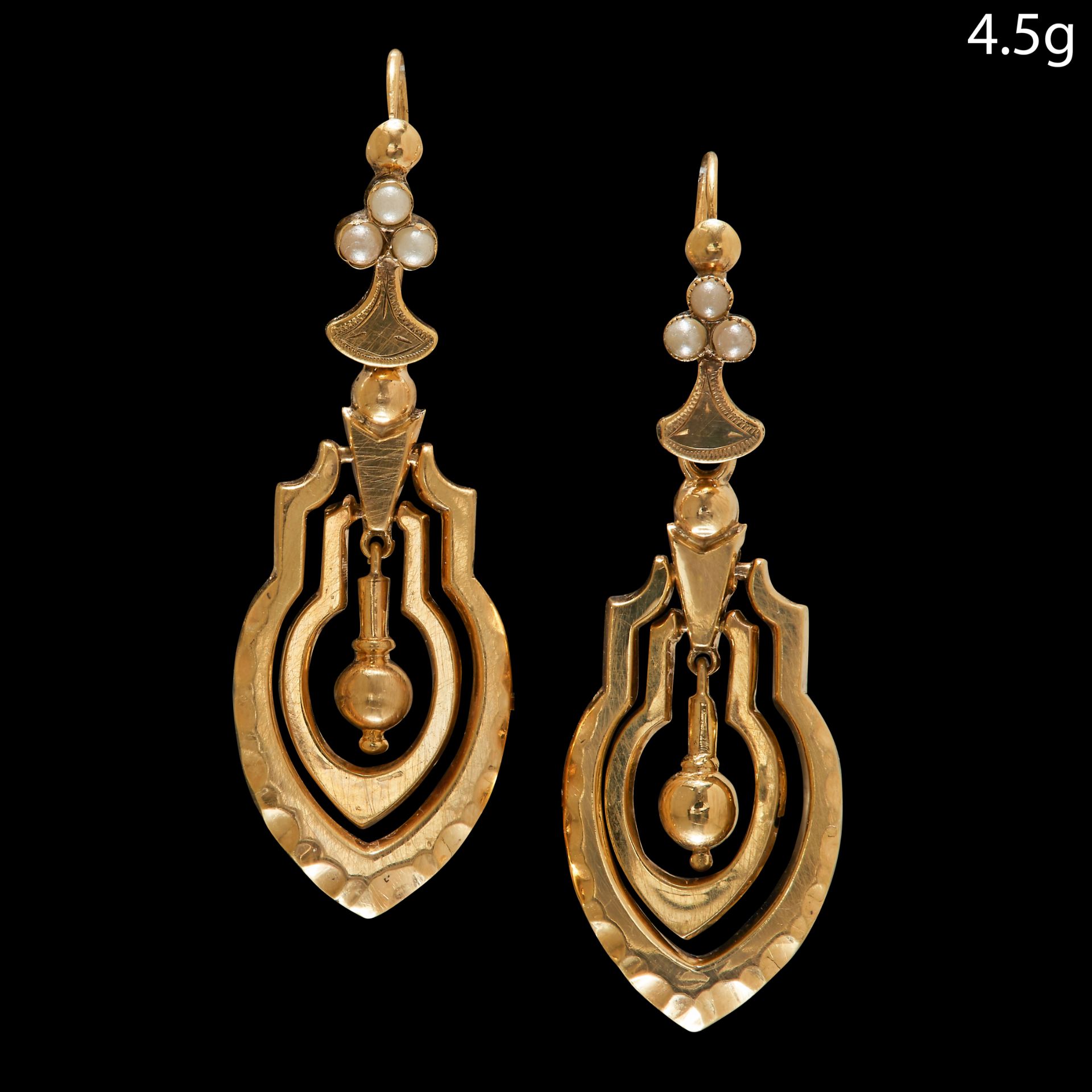 PAIR OF PEARL DROP EARRINGS